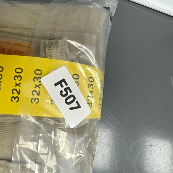 NEW Levis 514 Men's 32x30 Straight Fit Stretch Khaki Pants Regular Cotton Blend - Picture 9 of 9